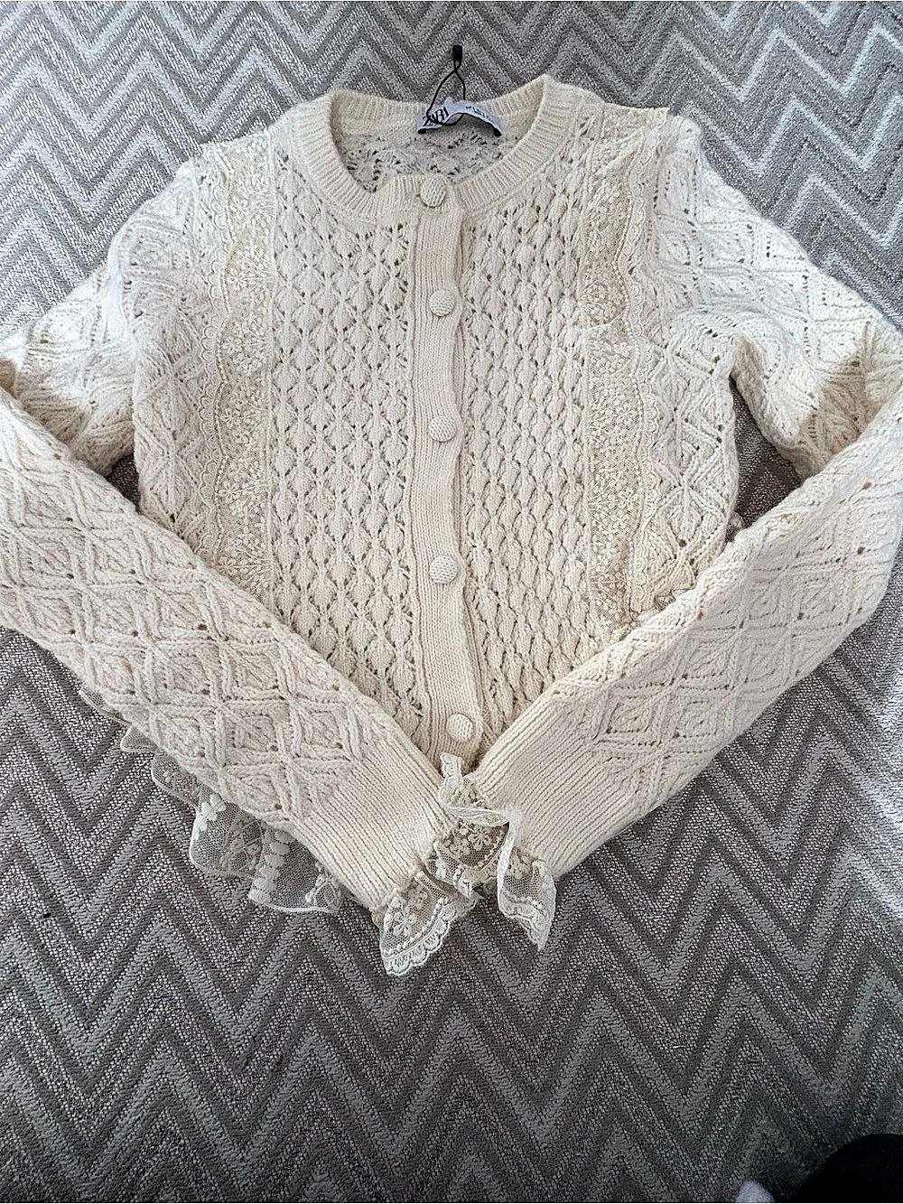 Zara Cream Knit Ruffle Cardigan - Picture 2 of 5